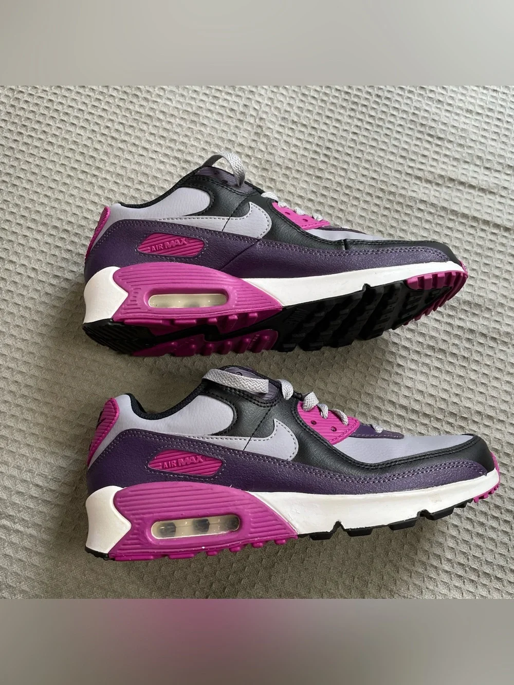 Kids Nike Air Max 90 Sneakers Shoes Gray Purple Black 6.5 Youth 6.5Y